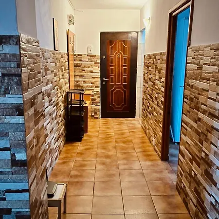 Rebeca Apartman *